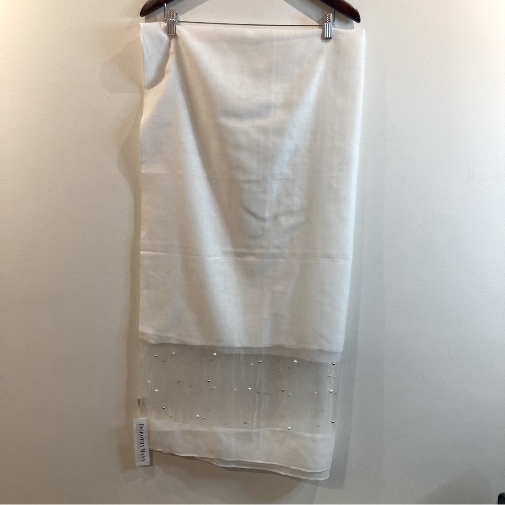 DOROTHY MANN New Canaan Collection Silky Scarf with Pearls NWT